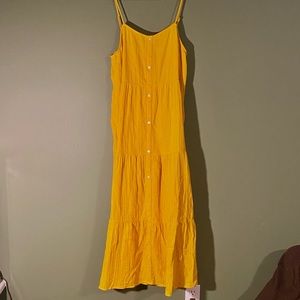 Golden maxi dress. LOFT outlet. Super comfy!!!🌿🍄💛